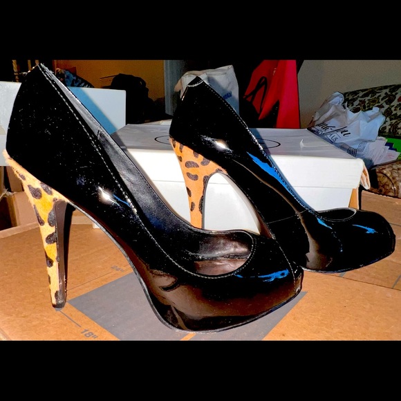 Seriously sleek - Picture 2 of 2